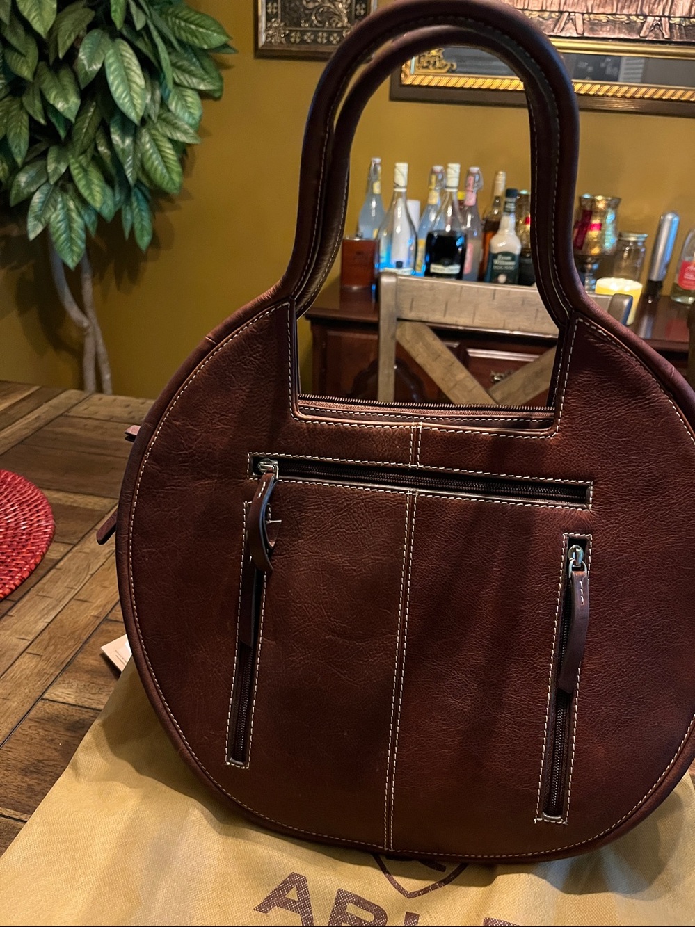 Ariat Dark Brown Round Leather Shoulder Bag - Picture 3 of 8